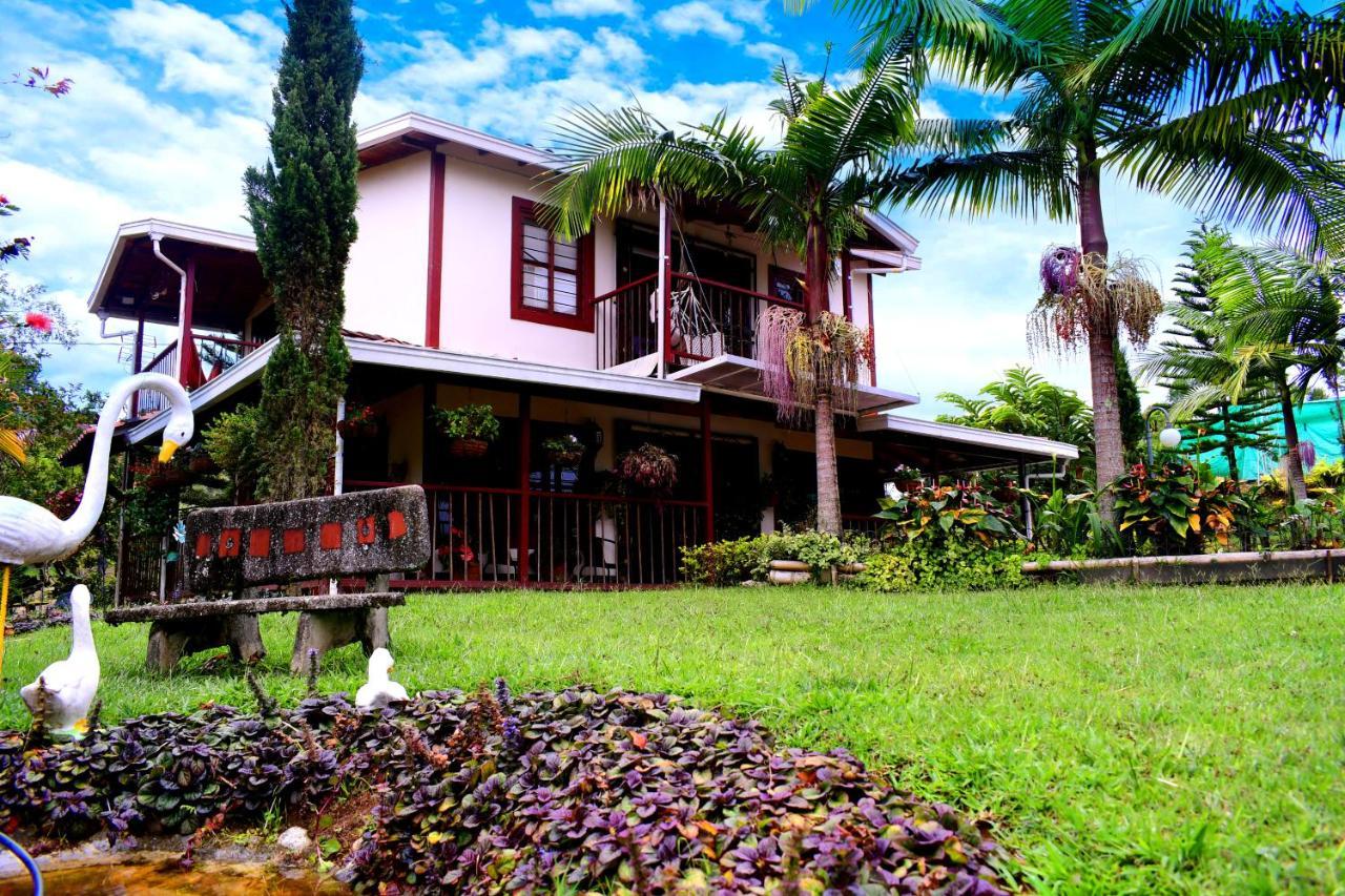 Вілла Finca En Guatape A Solo Minutos De La Piedra, Con Jacuzzi & Piscina El Penol  Екстер'єр фото